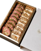 Erdbeere mit Pistazie und Nussmischung mit Karamell — Premium Turkish Delight Set